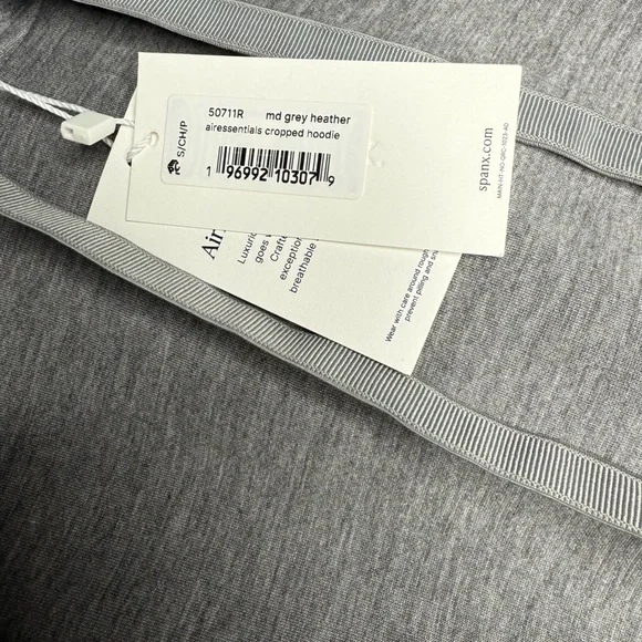 SPANX Air Essentials cropped hoodie in heather grey, size S NWT - Picture 4 of 6